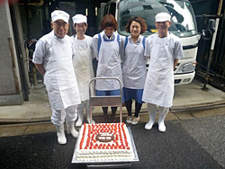 �P�O�O�l���V���[�g�P�[�L