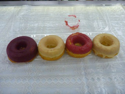 �Ă��h�[�i�b�c