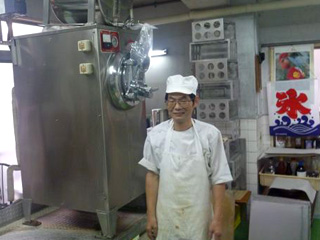 �ߍ]���ɗ��ĂT�O�N�ڂ̉�