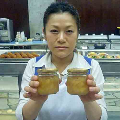 ���W����