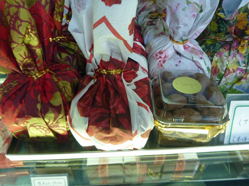 �A�[�����h�̃`���R