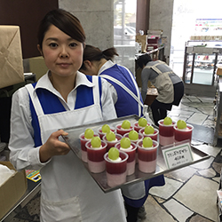 �t�����{���[�Y�[���[