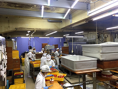 �N���X�}�X�O��̍H��