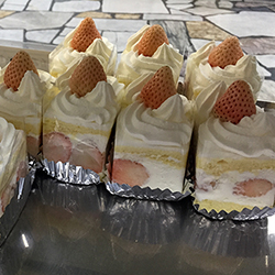 白イチゴショート