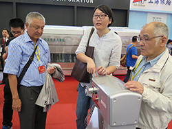 �x�[�J�[�`���C�i