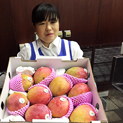 ���L�}��